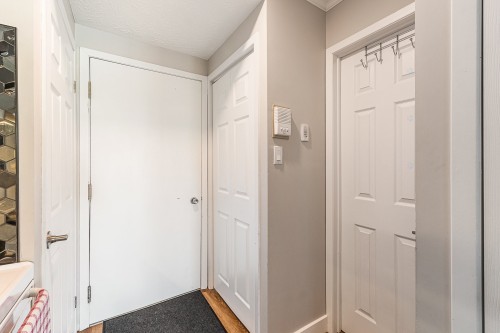 Hall d'entrée/Vestibule - D-203-261 Rue Merry S., Magog, QC - Indoor Photo Showing Other Room