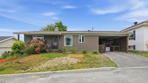 725 129e Rue  Saint-Georges, QC G5Y 2V3