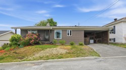 725 129e Rue Saint-Georges, QC G5Y 2V3