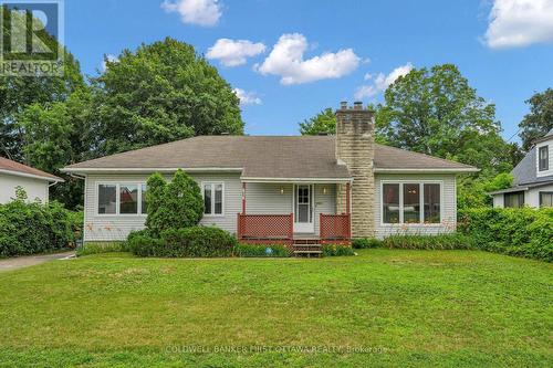 636 MALARTIC AVENUE  Ottawa, ON K1K 0X3