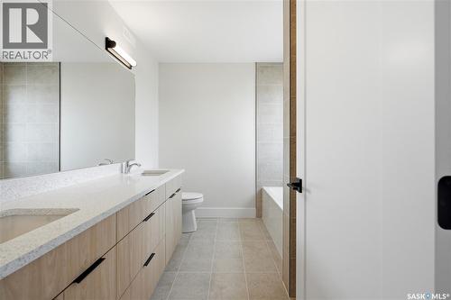 218 Veterans Drive, Warman, SK - Indoor Photo Showing Bathroom