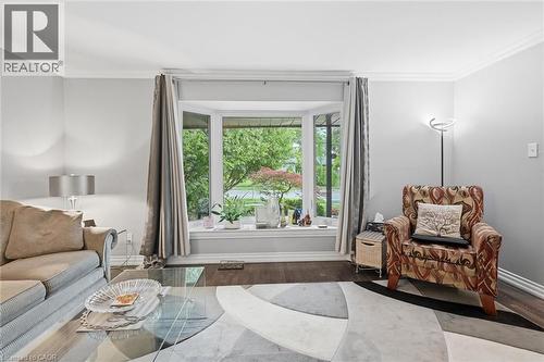132 Hampton Heath Road, Burlington, ON - Indoor Photo Showing Living Room