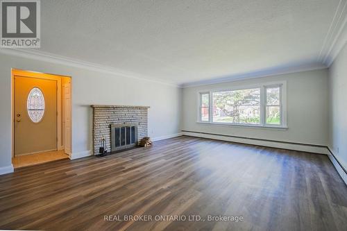 685 Frederick Street, Kitchener, ON - Indoor Photo Showing Living Room With Fireplace