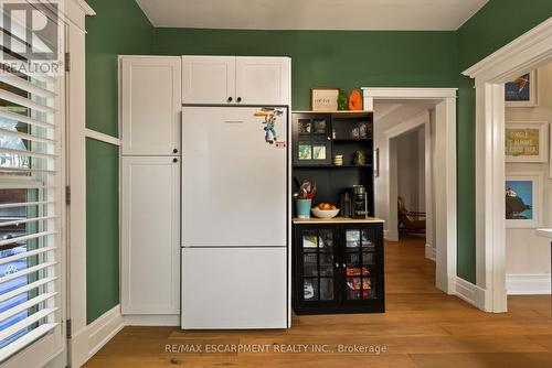 61 Mountain Avenue, Hamilton, ON - Indoor Photo Showing Other Room