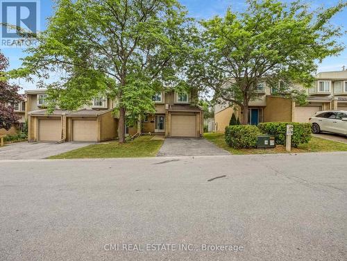 24 - 29 PAULANDER DRIVE  Kitchener, ON N2M 5L2