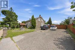 1355 VICTORIA PARK AVENUE Toronto, ON M4B 2L5