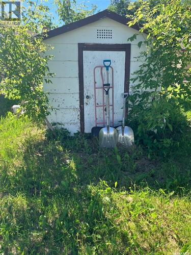 408 6Th Avenue Nw, Ituna, SK - Outdoor