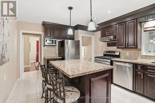 344 East 36Th Street, Hamilton, ON - Indoor Photo Showing Kitchen With Stainless Steel Kitchen With Upgraded Kitchen