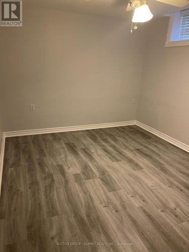 2257 Hanbury Court, Burlington, ON - Indoor Photo Showing Other Room