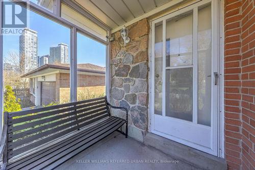 63 HOPPERTON DRIVE , Toronto, Ontario M2L 2S7 4