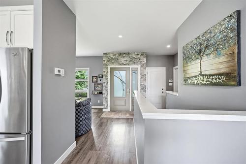 776 Bonner Avenue, Winnipeg, MB - Indoor Photo Showing Other Room