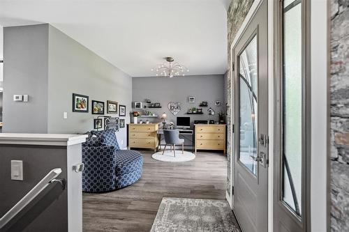 776 Bonner Avenue, Winnipeg, MB - Indoor Photo Showing Other Room