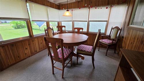 21 Selkirk Avenue, Dunnottar, MB - Indoor Photo Showing Dining Room