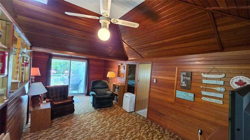21 Selkirk Avenue, Dunnottar, MB - Indoor