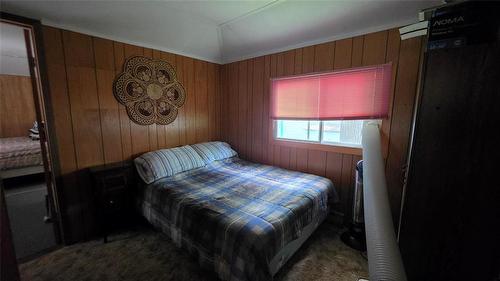 2nd bedroom - 21 Selkirk Avenue, Dunnottar, MB - Indoor Photo Showing Bedroom