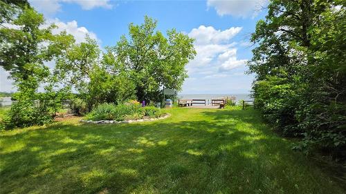 21 Selkirk Avenue, Dunnottar, MB - Outdoor With View