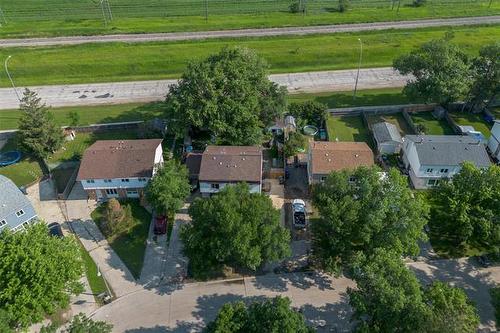 241 Lake Ridge Rd, Winnipeg, MB - Outdoor With View