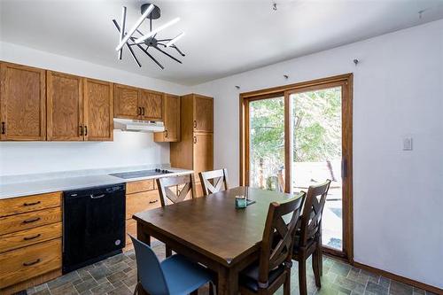 241 Lake Ridge Rd, Winnipeg, MB - Indoor