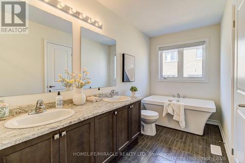 2528 Athena Path, Pickering, ON - Indoor Photo Showing Bathroom