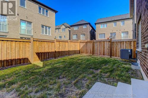 2528 Athena Path, Pickering, ON - Outdoor