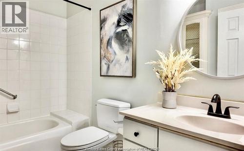 1257 Imperial, Windsor, ON - Indoor Photo Showing Bathroom