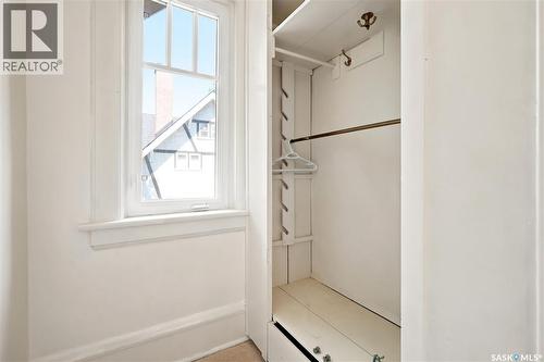 3151 Angus Street, Regina, SK - Indoor