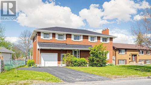 14 MACHAR PLACE  Kingston, ON K7M 1L6