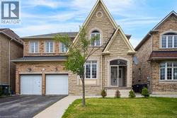 5 FRESHSPRING Drive Brampton, ON L6R 3H6