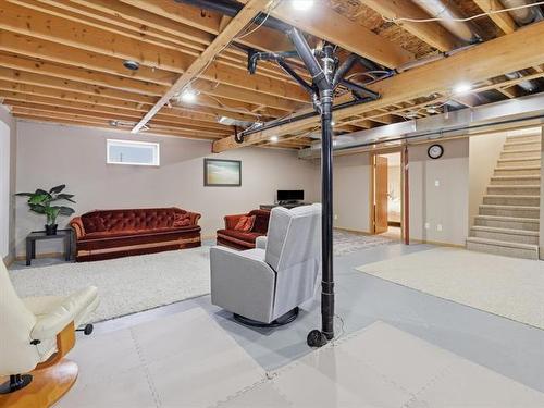 142 Linmar Way, Winnipeg, MB - Indoor Photo Showing Basement