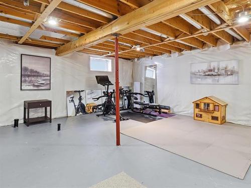 142 Linmar Way, Winnipeg, MB - Indoor Photo Showing Basement