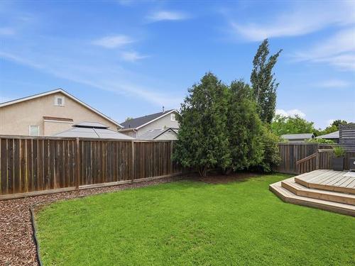 142 Linmar Way, Winnipeg, MB - Outdoor