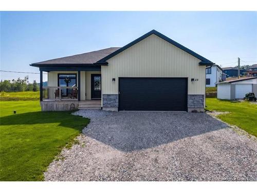 25 Merlin Dr, Quispamsis, NB 