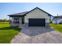 25 Merlin DR  Quispamsis, NB E2E 0Y3