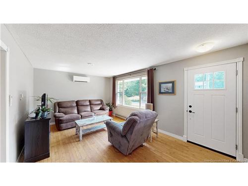 36 Chapel Rd, Rothesay, NB 