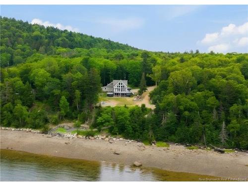 240 Hills Point Rd, Oak Bay, NB 