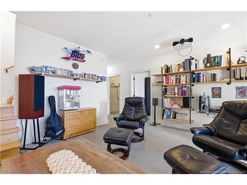 240 Hills Point Rd, Oak Bay, NB 