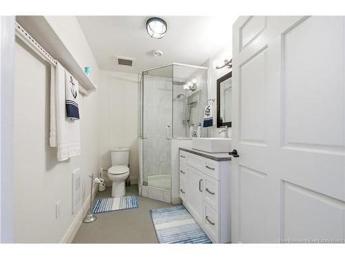 240 Hills Point Rd, Oak Bay, NB 