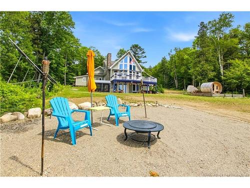 240 Hills Point Rd, Oak Bay, NB 