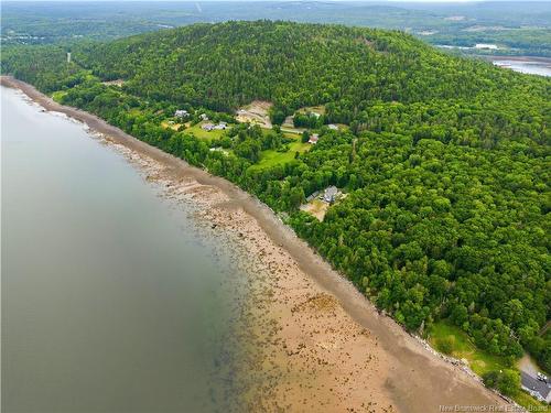 240 Hills Point Rd, Oak Bay, NB 
