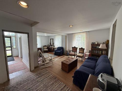13886 Highway 6, Wallace, NS - Indoor Photo Showing Living Room