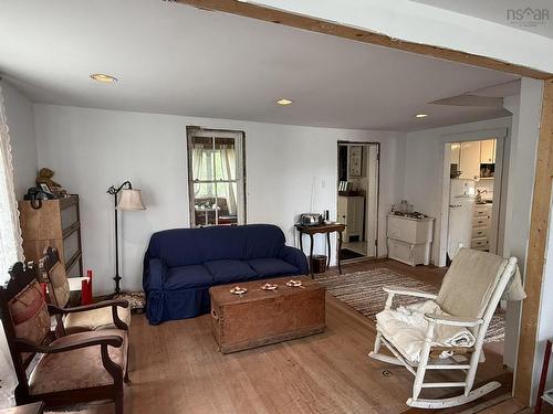 13886 Highway 6, Wallace, NS - Indoor Photo Showing Living Room