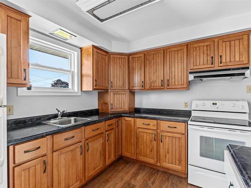 94 Brookside Road, Bible Hill, NS - Indoor Photo Showing Kitchen