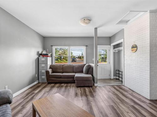 94 Brookside Road, Bible Hill, NS - Indoor Photo Showing Living Room