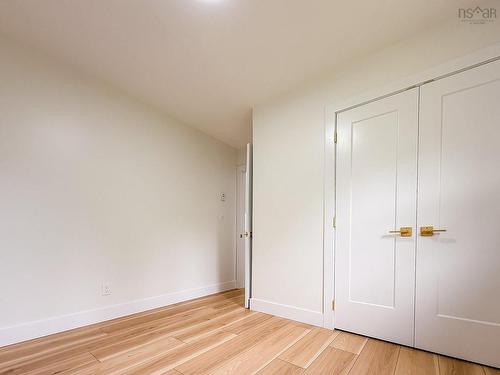 967 Westmount Road, Westmount, NS - Indoor Photo Showing Other Room
