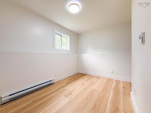 967 Westmount Road, Westmount, NS - Indoor Photo Showing Other Room