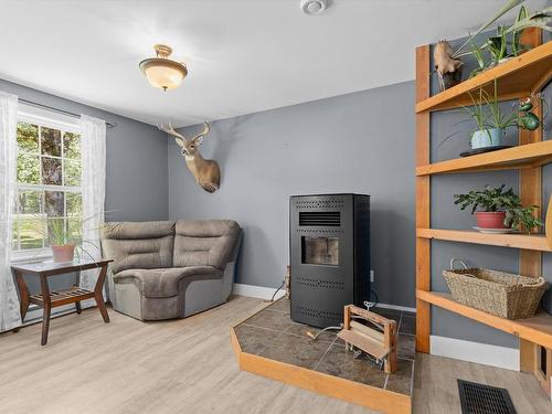 5720 Highway 325, West Clifford, NS - Indoor
