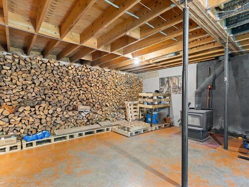 5720 Highway 325, West Clifford, NS - Indoor Photo Showing Basement
