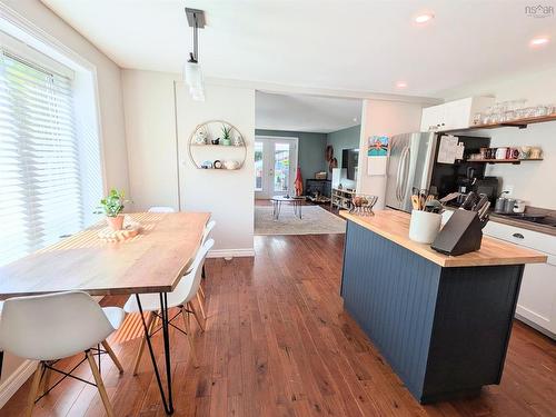 223 Brunswick Street, Truro, NS - Indoor Photo Showing Dining Room