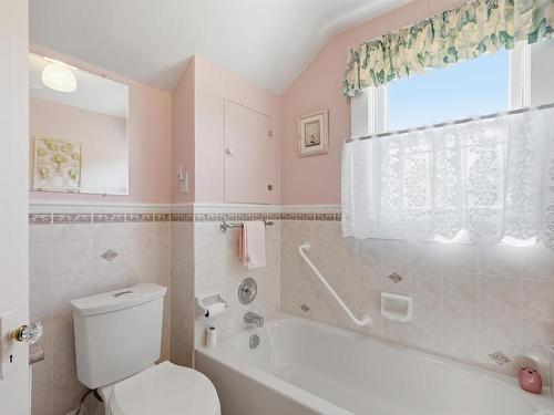3360 Albert Street, Halifax, NS - Indoor Photo Showing Bathroom