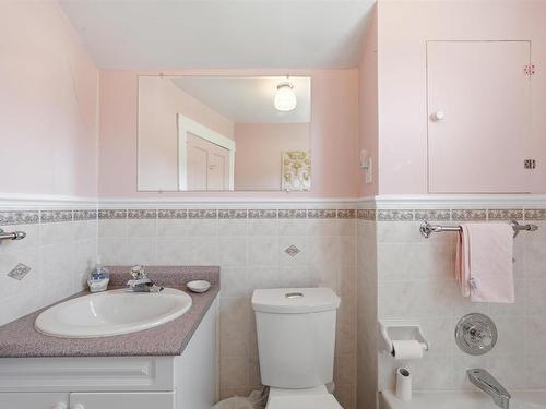 3360 Albert Street, Halifax, NS - Indoor Photo Showing Bathroom